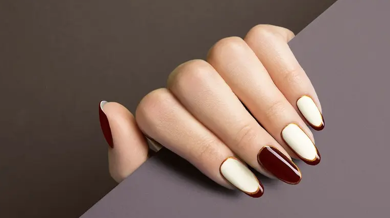 کاشت ناخن با ژل تیوپی