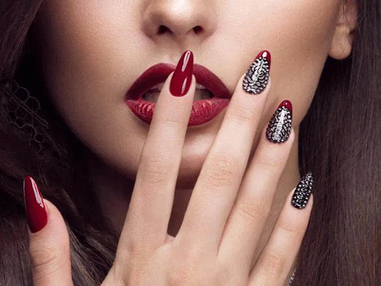 معرفی انواع روش های کاشت ناخن