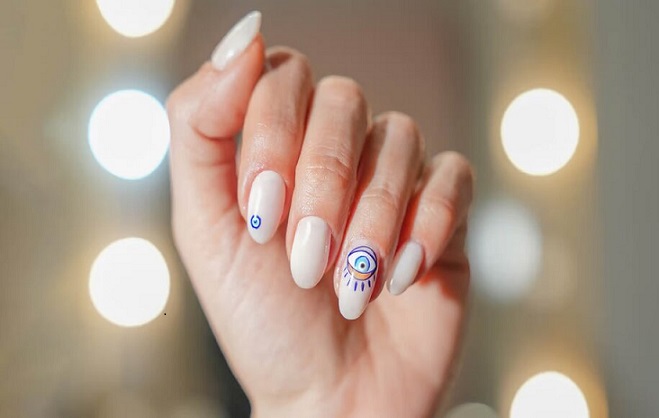 کاشت ناخن با ژل بهتر است؟ یا با پودر؟