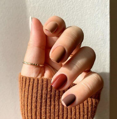 کاشت ناخن پاییزی