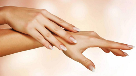 علت خشکی دست چیست؟